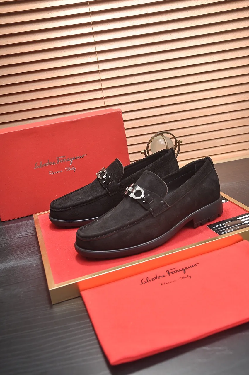 Men's shoes 💰560💶[Ferragamo/Ferragamu] (high-end Niuli) New 🍀 Ferragamo* - top version Ferragamo's classic formal leather shoes! Made of imported original cowhide, the inner top layer is comfortable cowhide lining! Original wear-resistant rubber outsole! High quality products! Code number 38-45 (45 customized)
